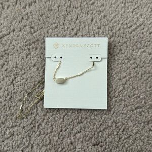 Kendra Scott Pendant Necklace Silver